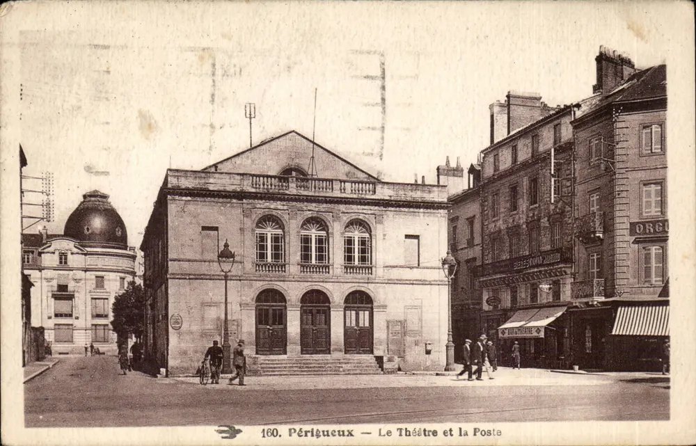 Périgueux — O Teatro e a Correios — Editor: B. Roman Jourdan, n° 160 - Frente