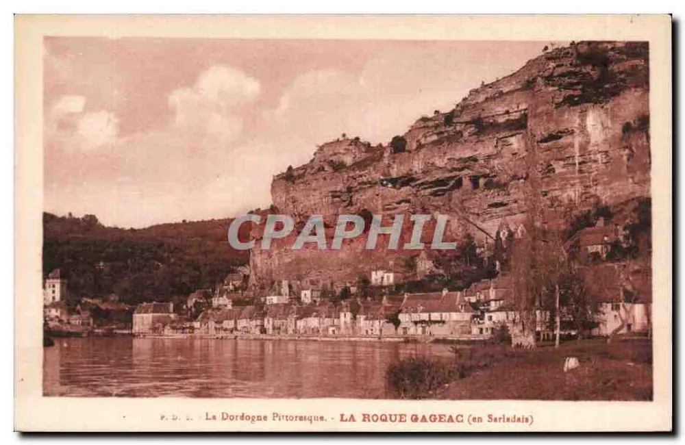 La Roque Gageac (em Sarladais) — Vista pittoresca da Dordogne — Fot. P. Raudoult, Sarlat - Frente