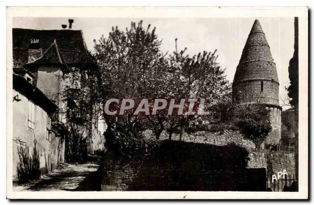 Sarlat-la-Canéda — Lanterne des Poux — editor APA - Frente