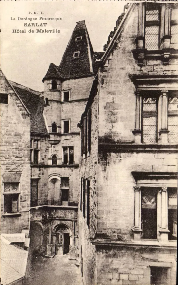 Sarlat — Hotel de Maleville — P. D. S. Die malerische Dordogne - Vorderseite