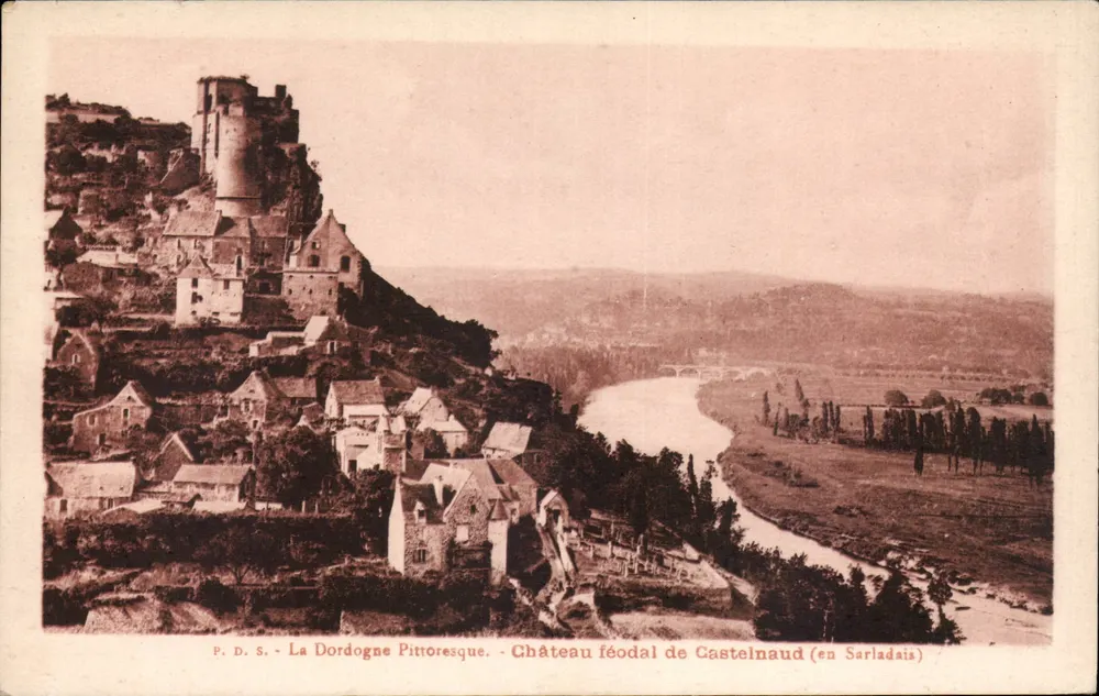 Feodale kasteel van Castelnau (in Sarladais) — La Dordogne Pittoresque — Fot. F. Daubert & Sarlat - Voorkant