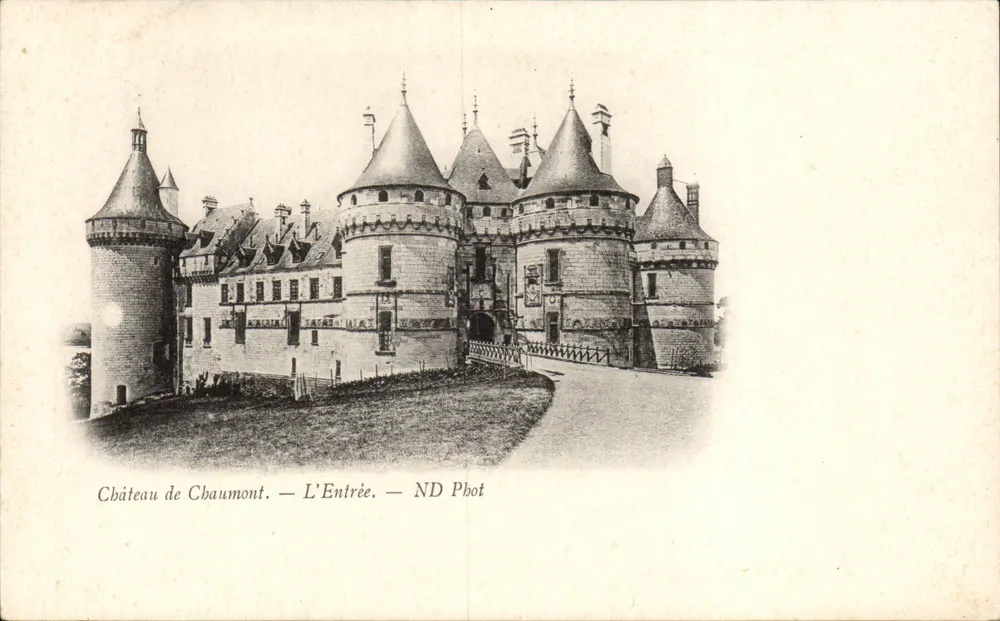 Castelo de Chaumont — A Entrada — ND Fotografia - Frente