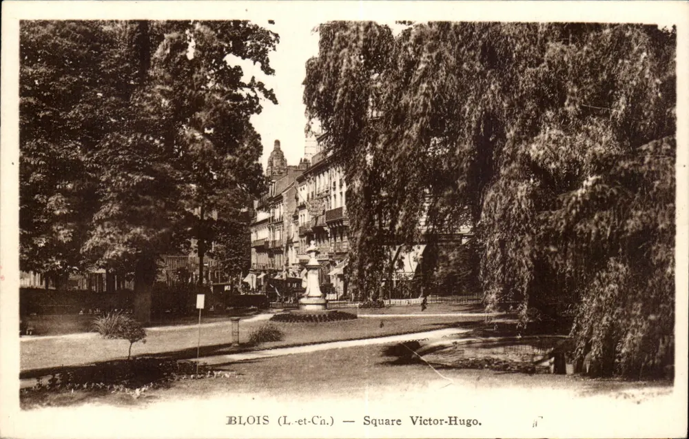 Blois (Loir-et-Cher) — Plac Victor-Hugo - Awers