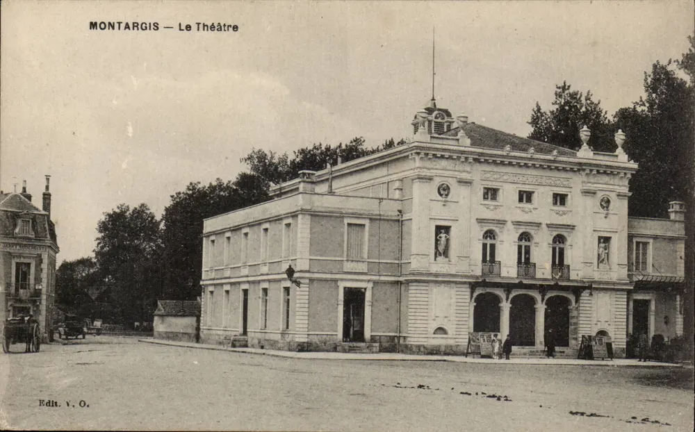 Montargis — O Teatro — Edit. V.O. - Frente