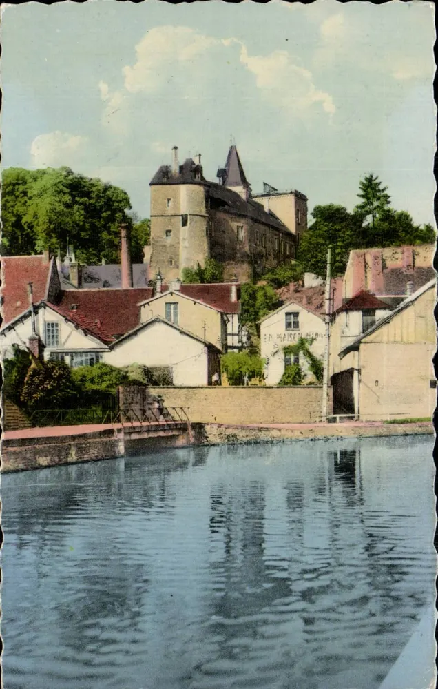 Montargis — O Castelo — Cie des Arts Photomécanique, Paris - Frente