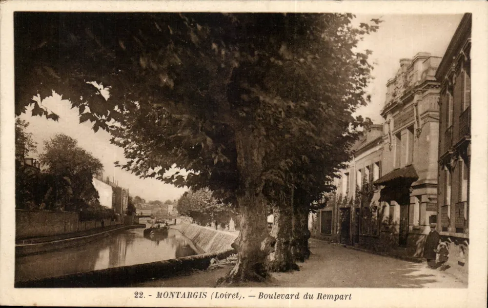 Montargis (Loiret) — Boulevard do Rempart — Editor: , n° 22 - Frente