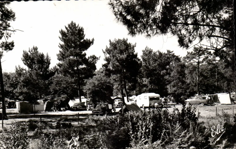 Bassin d'Arcachon — Terreno de acampamento — L. Chatacneau - Frente