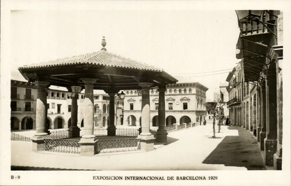 Plaza Mayor — Musikkiosk — Internationale Ausstellung von Barcelona 1929 — B-9 — Verlag: Editorial Fotográfica, Barcelona - Vorderseite