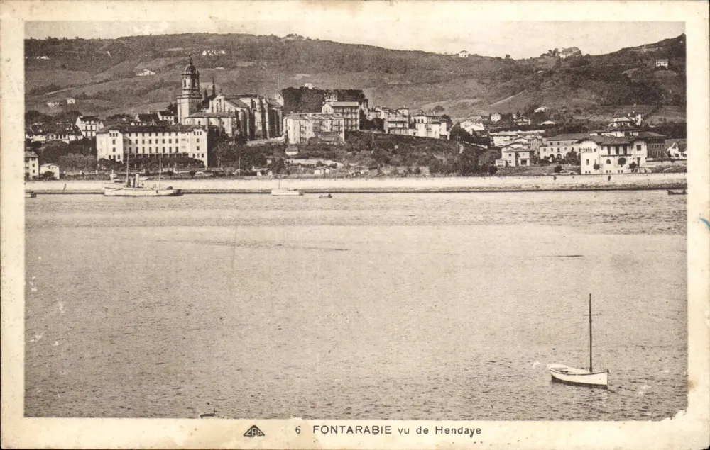 Fontarabie von Hendaye aus — 6 — Verlag A.P.C. (Association des Art. Photogramm. Basque) - Vorderseite