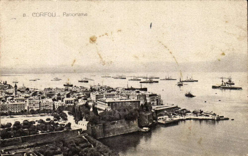 Corfu — Panorama — Editor Maltheur, n°8 - Frente