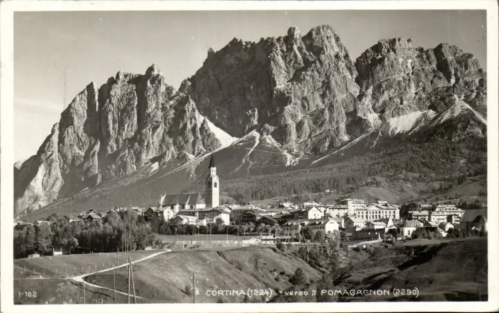 Cortina d'Ampezzo — Blick zum Pomaugnon — unbekannter Verlag, Nr. 1-102 - Vorderseite