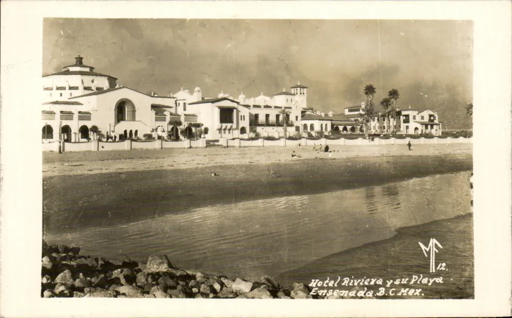 Hotel Riviera und seine Strände in Ensenada, B.C. Mex. — Verlag MF, Nr. 12 - Vorderseite