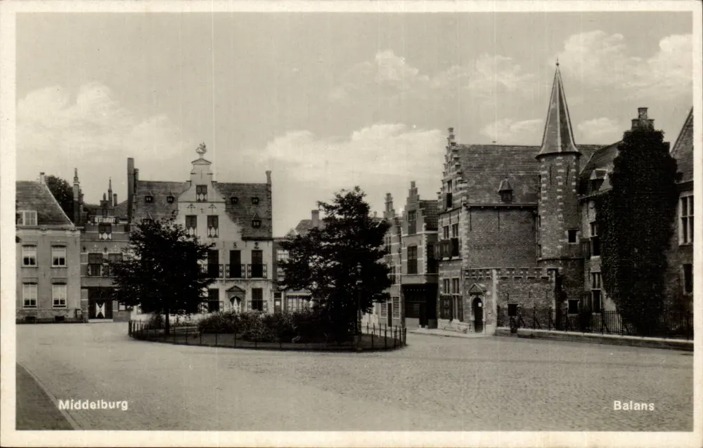 Middelburg — zentrale Platz mit Turmgebäude — Balans - Vorderseite
