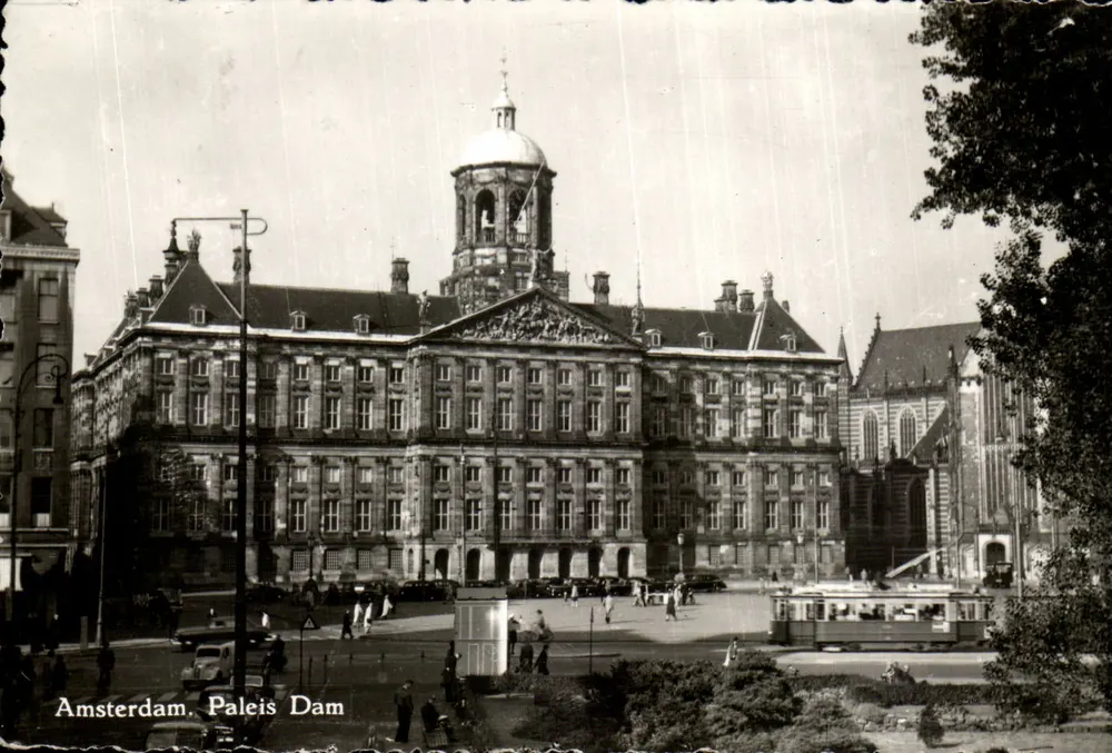 Amsterdam. Palast Dam — Ansicht des Palastes und eines Trams — H. Greven, Dunderden - Vorderseite