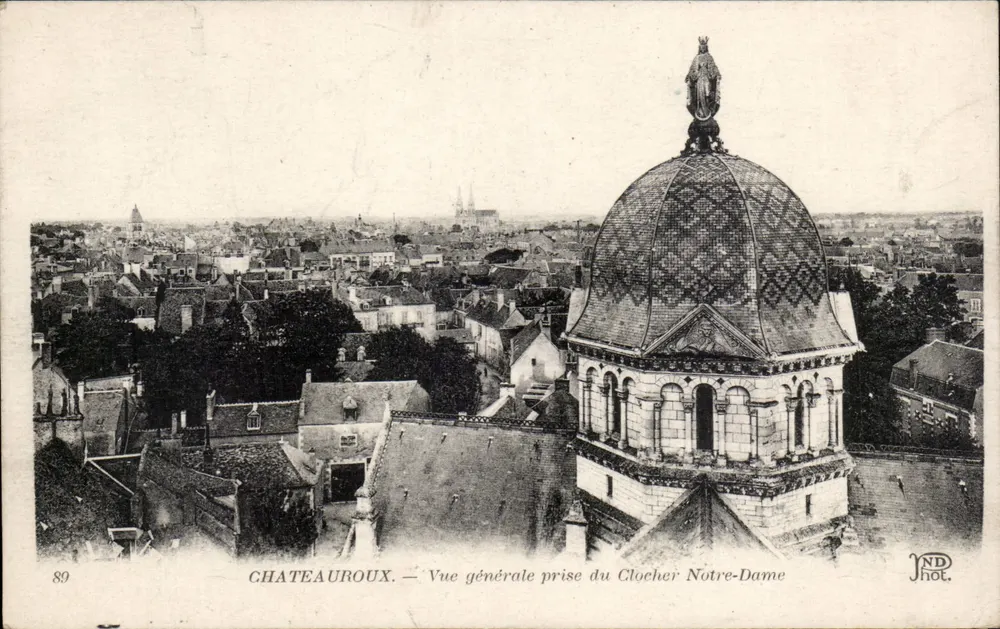 Châteauroux — Allgemeine Ansicht vom Turm der Notre-Dame — ND Phot. - Vorderseite