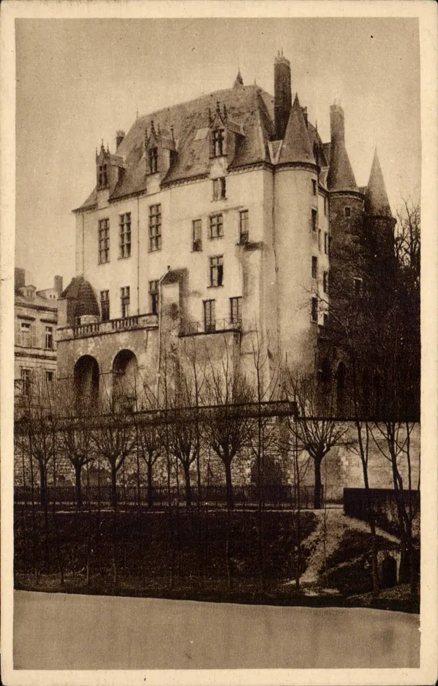 Castelo Raoul — Châteauroux (Indre) — Edição Robinet-Guillimont, Châteauroux, N° 36 - Frente