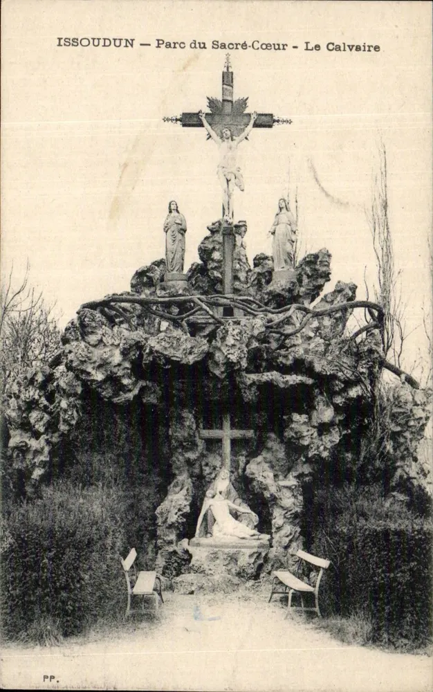 Issoudun — Park des Heiligen Herzens — Das Calvary - Vorderseite