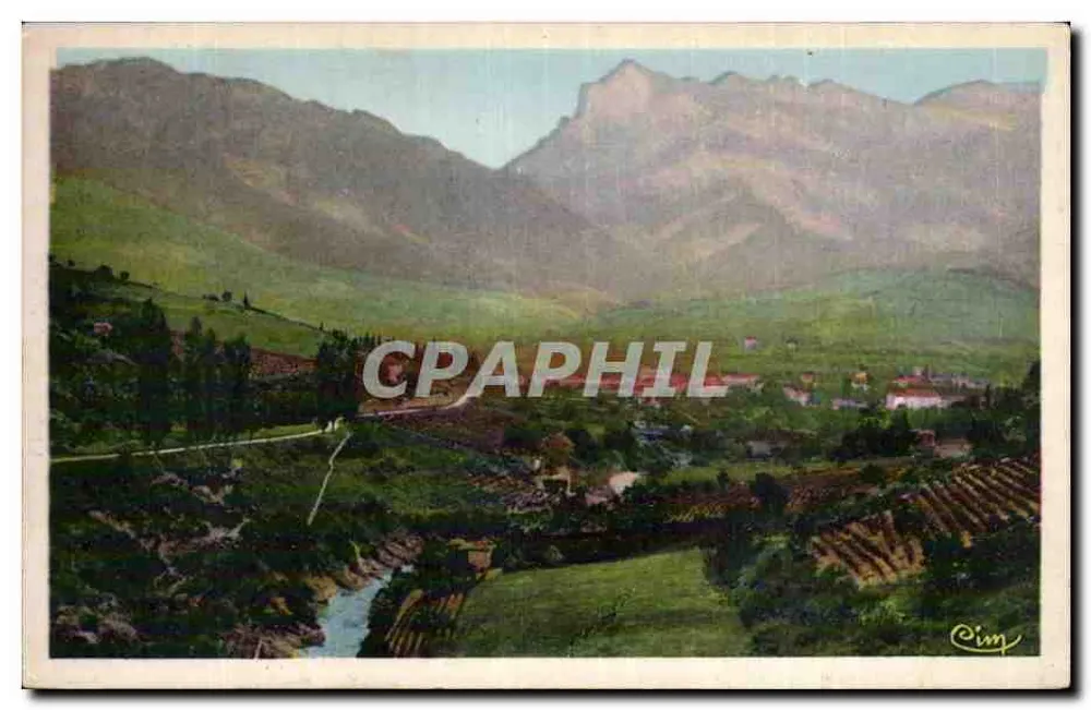 Paisagem de montanha com aldeia — Cim, editor - Frente