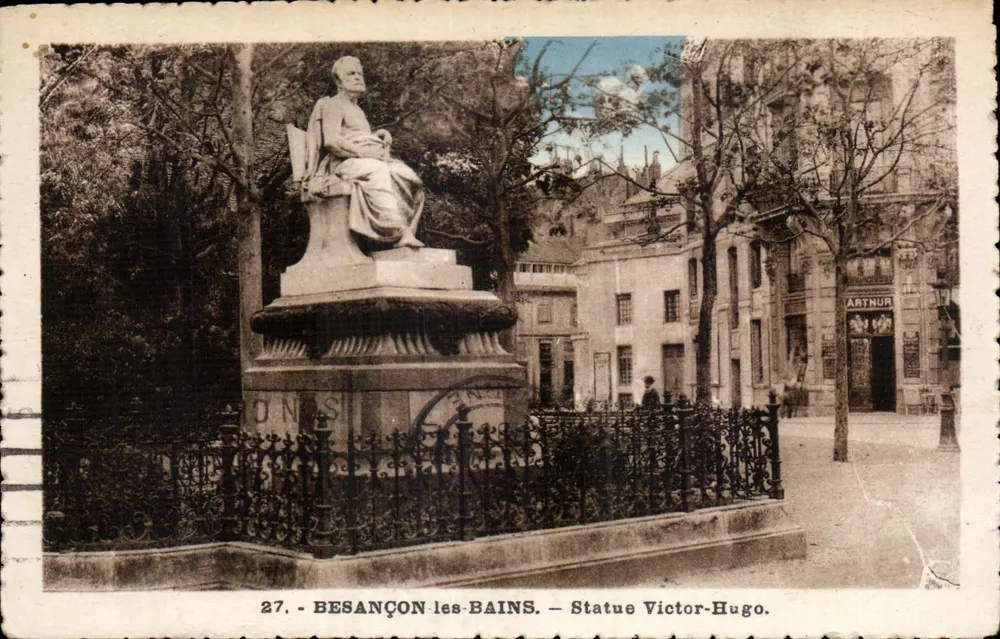 Besançon les-Bains — Estátua de Victor-Hugo — Edições C. L. Besançon, n°27 - Frente