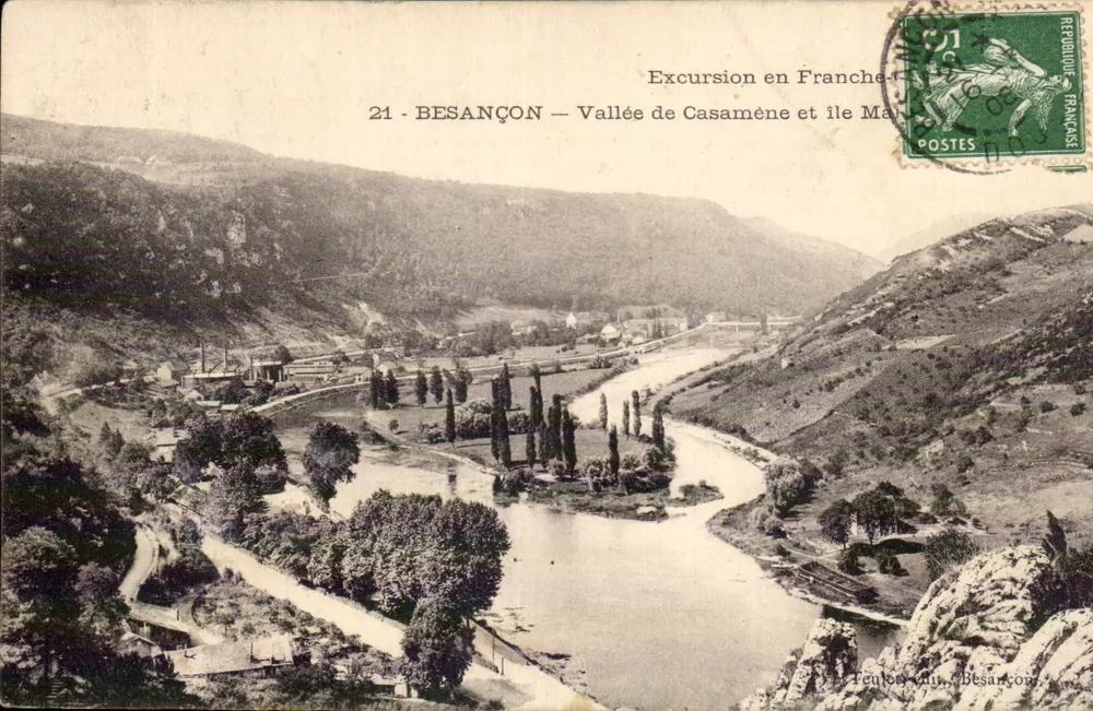 BESANÇON — Vale da Casamène e ilha Ma - Frente