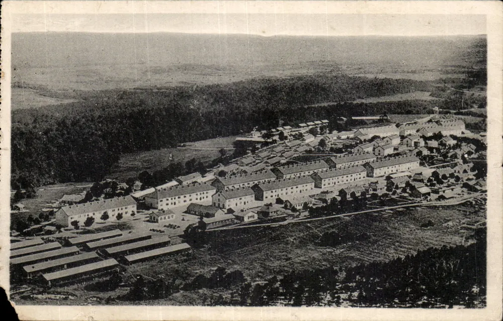 Le Valdahon (Doubs) — Allgemeiner Blick auf das Lager aus der Luft — Verlag Coll. Gare - Vorderseite