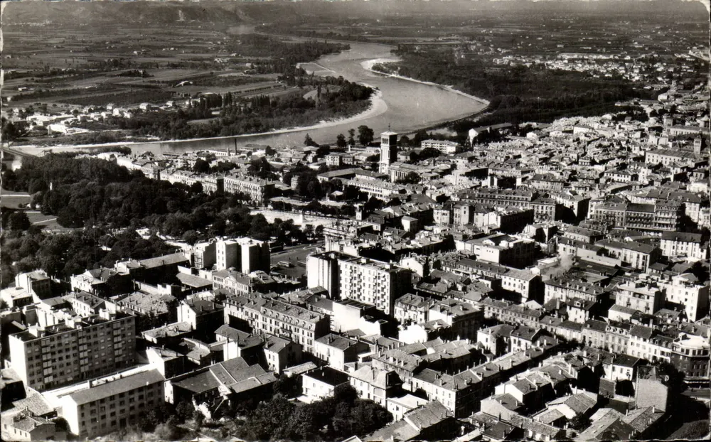 Valence (Drôme) — La Ciudad y la Valle del Ródano — Ediciones Cellard - Anverso