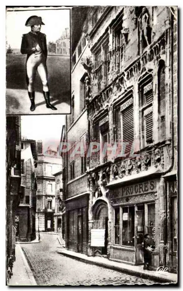 Haus der Köpfe — Rue des Arts — Paris — n° 62 - Vorderseite