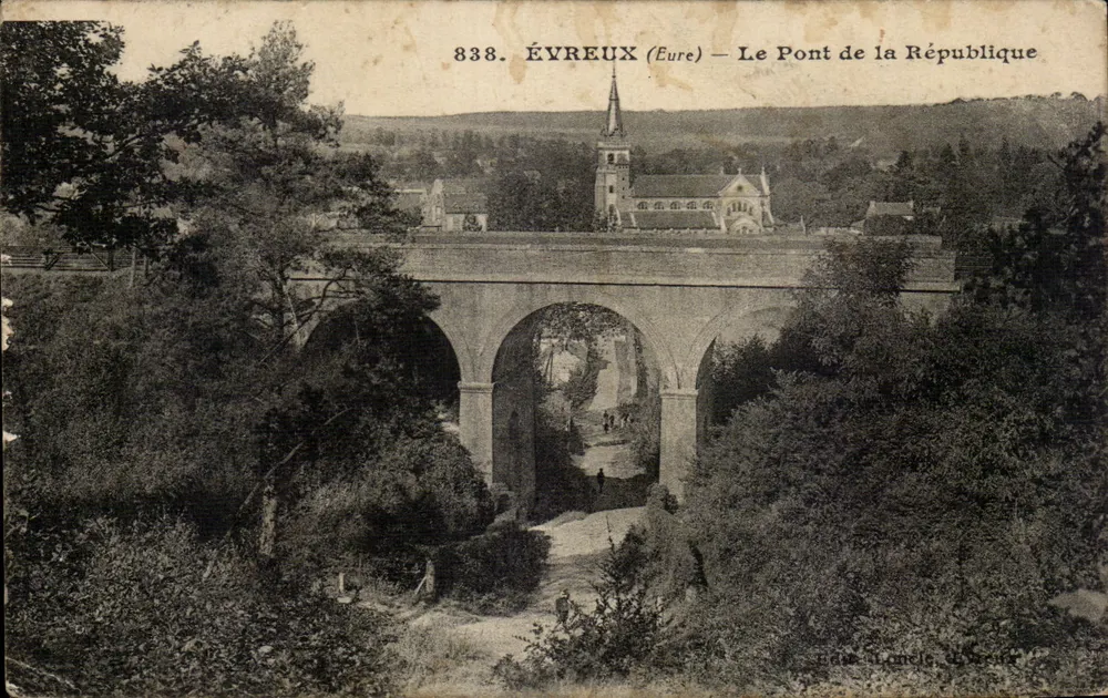 Évreux (Eure) — O Ponte da República — Editor: L'Ancre, n° 838 - Frente