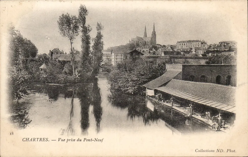 Chartres — Vista tomada desde el Pont-Neuf — Collections ND. Fot. - Anverso