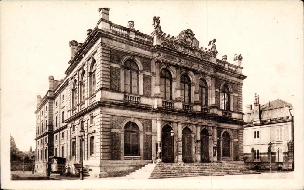 Chartres — O Teatro — C° dos Artes Phumoécriturés, Paris - Frente