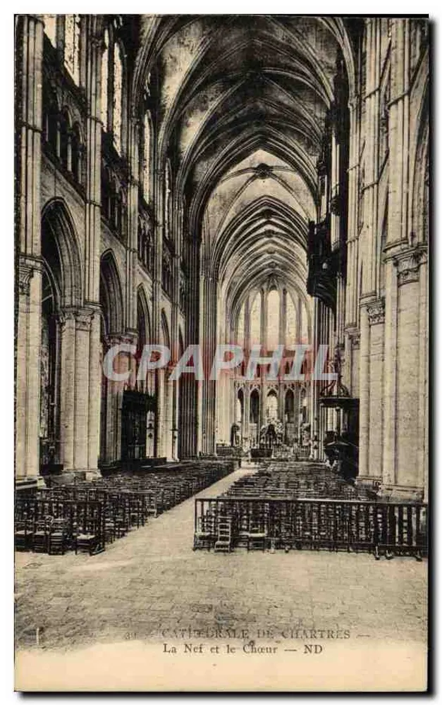 Catedral de Chartres — A Nave e o Coro — ND - Frente