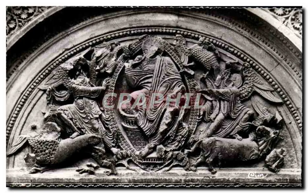 Charlieu (Loire) — Benediktinerabtei — Detail des Tympanons (glorifizierter Christus) - Vorderseite