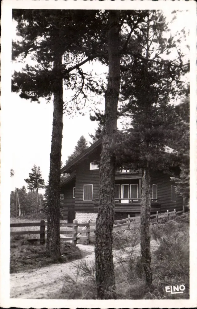 Holzchalet im Wald — Sambadel bei La Chaise-Dieu (H.-L.) H. 1080 m — Edition Marcel-Brémont, Le Puy - Vorderseite