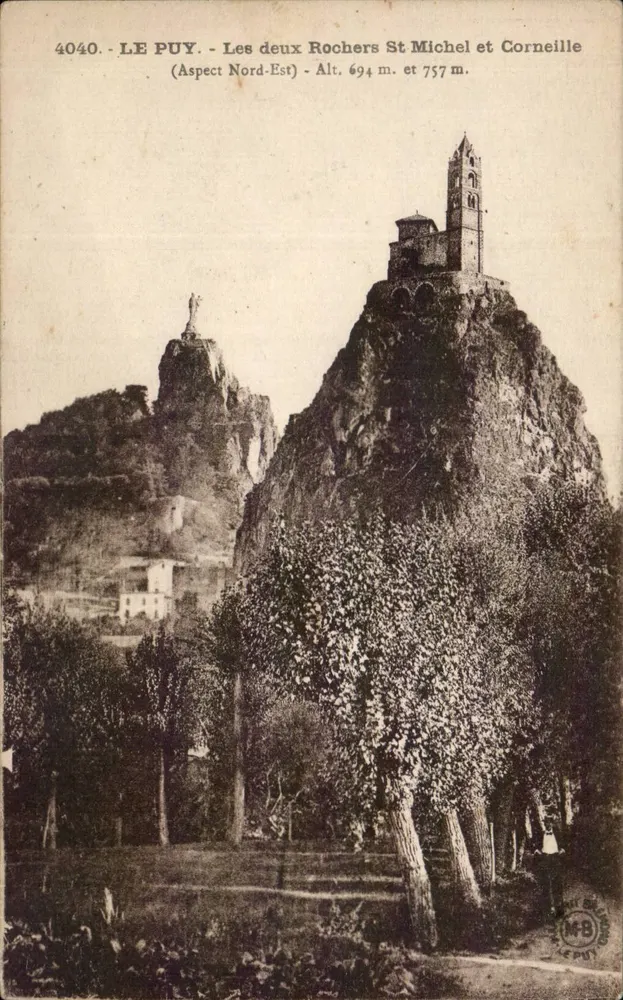 Le Puy — Die beiden Felsen St Michel und Corneille — Nordosten — Verlag MB Le Puy, Nr. 4040 - Vorderseite