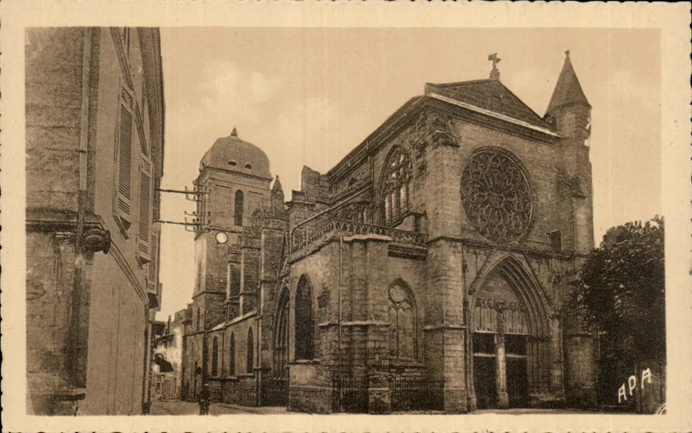 Marmande — Kerk van Onze Lieve Vrouw (XIIIe en XIVe eeuw) — Cartes A.P.A. - Voorkant