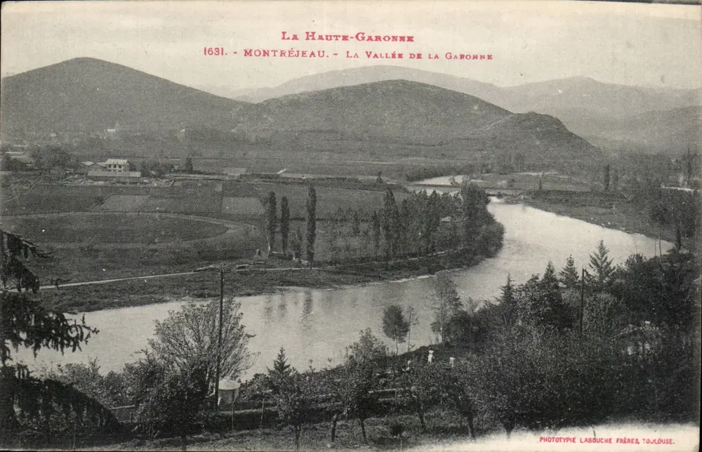 La Haute-Garonne — Montréjeau — Tal der Garonne — Phototypie Labouche Frères, Toulouse - Vorderseite