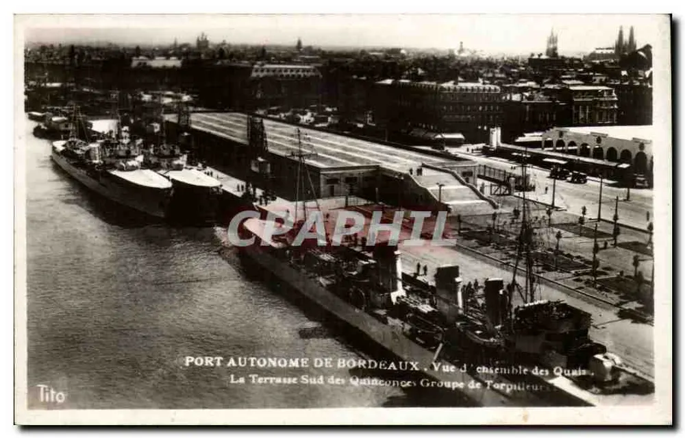 Autonomer Hafen von Bordeaux — Überblick über die Kai, Die Südterrassen der Quinconces — Tito - Vorderseite
