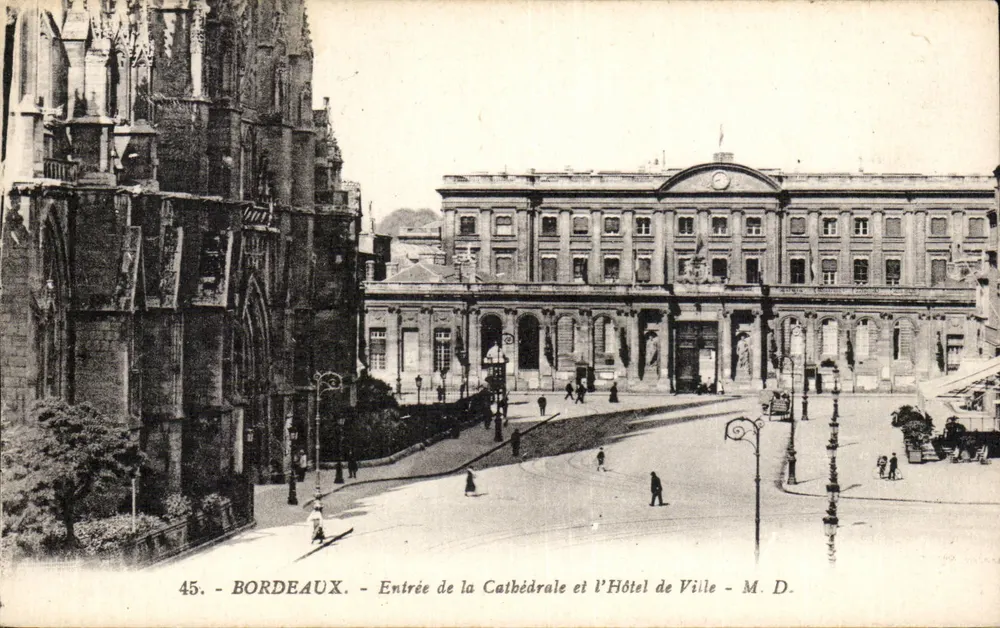 Bordeaux - Eingang zur Kathedrale und Rathaus - M. D. - Vorderseite