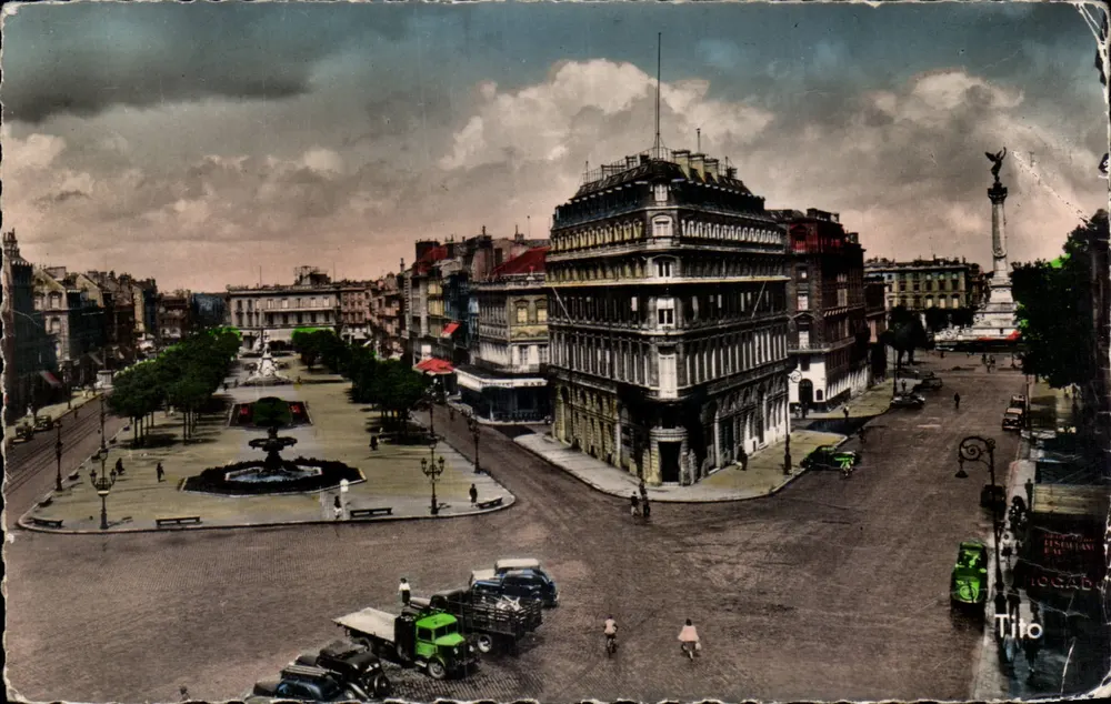 Place de la Comédie — Bordeaux — editor Tito, número de série não visível - Frente