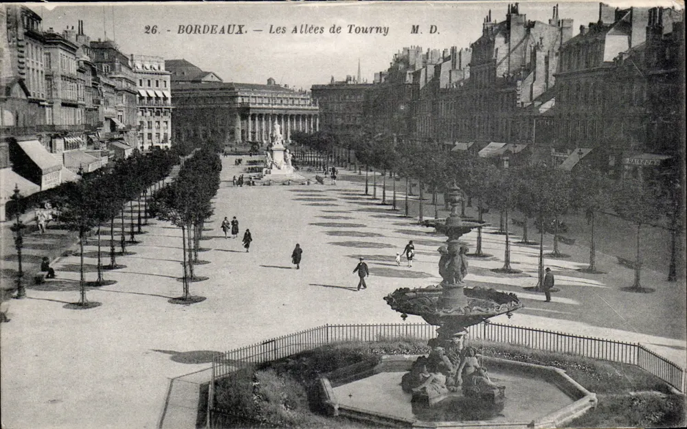Bordeaux — As Alées de Tourny — M. D. - Frente