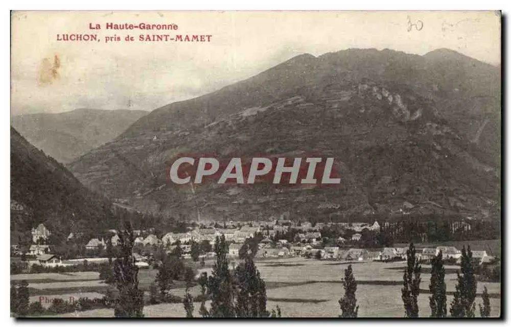 Luchon, visto de Saint-Mamet — La Haute-Garonne — Foto B. Vignon, Paris - Frente