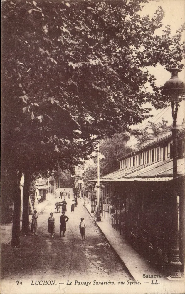 Luchon — O Passage Saxarière, rua Sylvie — Selecta LL - Frente