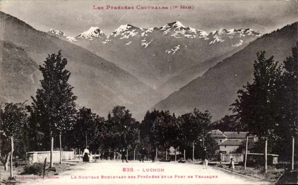 Luchon — O Novo Boulevard dos Pirineus e o Porto de Venasque — Os Pirineus Centrais (11ª Série) — Editor: La Houche (Toulouse) - Frente