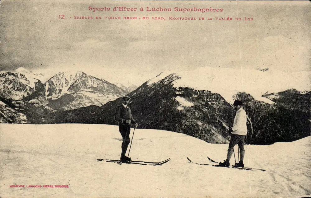 Skifahrer und tiefes Schnee - Im Hintergrund, Berge der Lys-Tal — Hototypie Labouche Frères, Toulouse - Vorderseite
