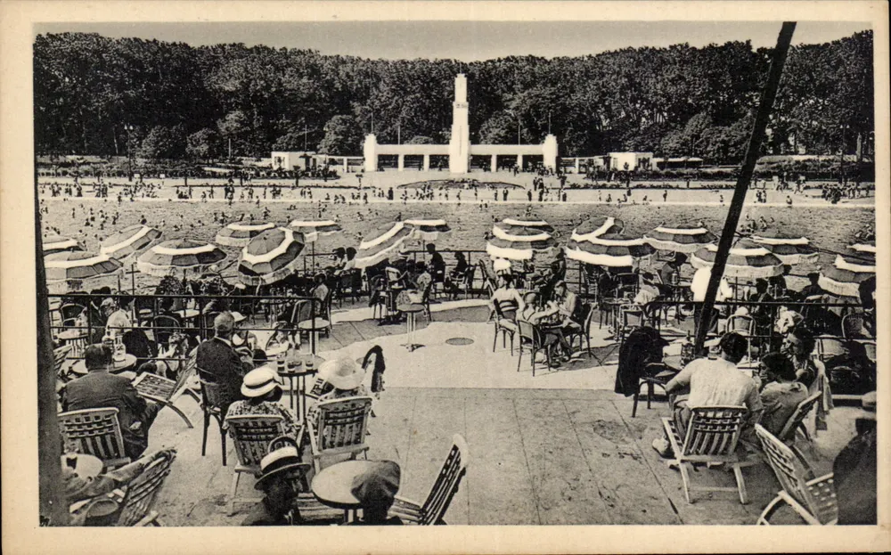 Toulouse — Die Gemeindebad des Parc Tolosain — Der Eingang zur Pergola - Vorderseite