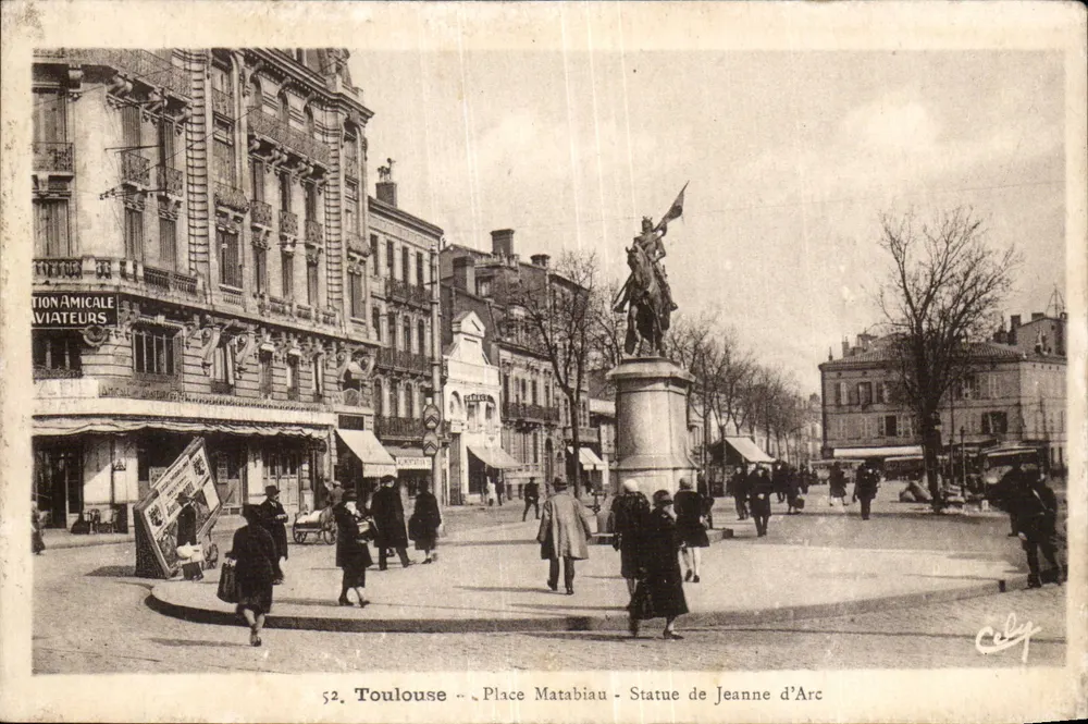 Toulouse — Place Matabiau — Statue de Jeanne d'Arc — Éditeur Cely, n° 52 - Vorderseite