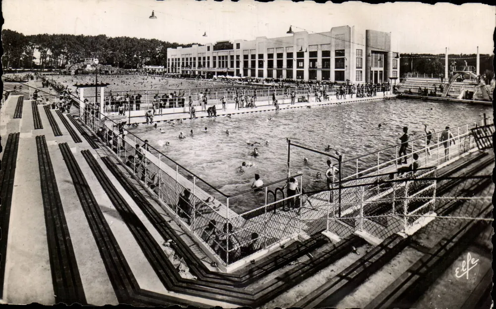 Große kommunale Schwimmbecken — Toulouse — Übersicht der beiden Becken — Verlag Pyrénées-Océan, Toulouse - Vorderseite