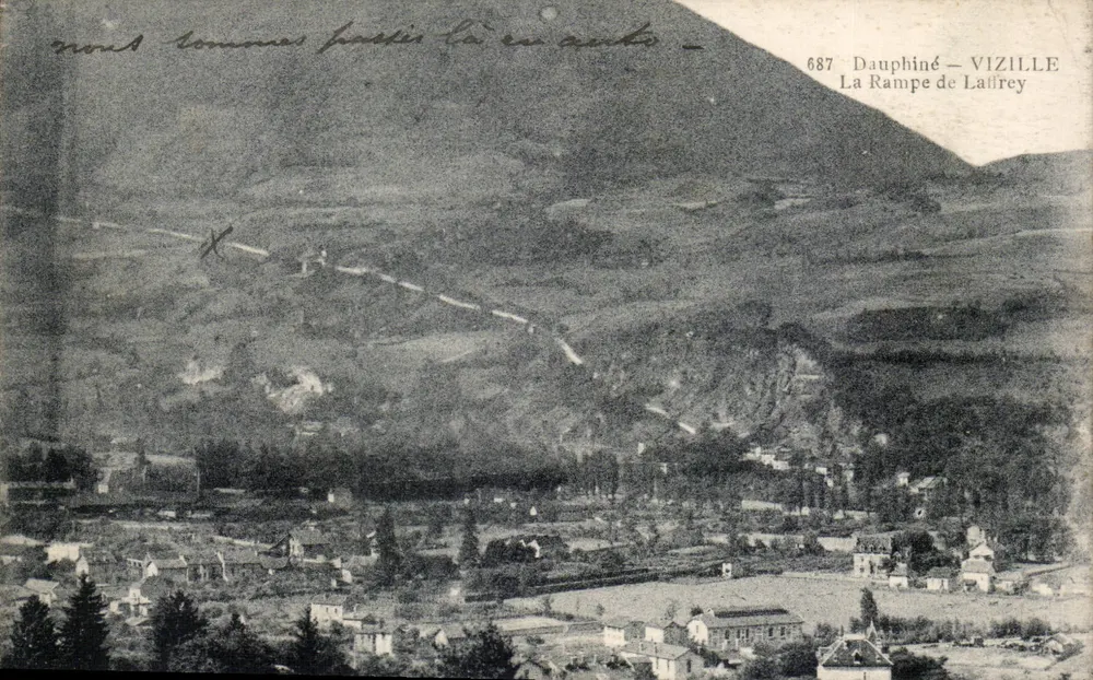 La Rampe de Lattirey — Dauphiné — Vizille — n° 687 - Frente