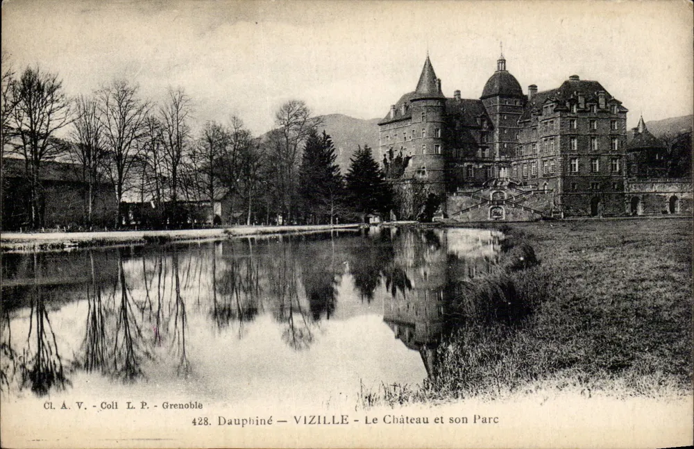 Vizille — Het Kasteel en zijn Tuin — CI. A. V. - Coli L. P. - Grenoble, n°428 - Voorkant