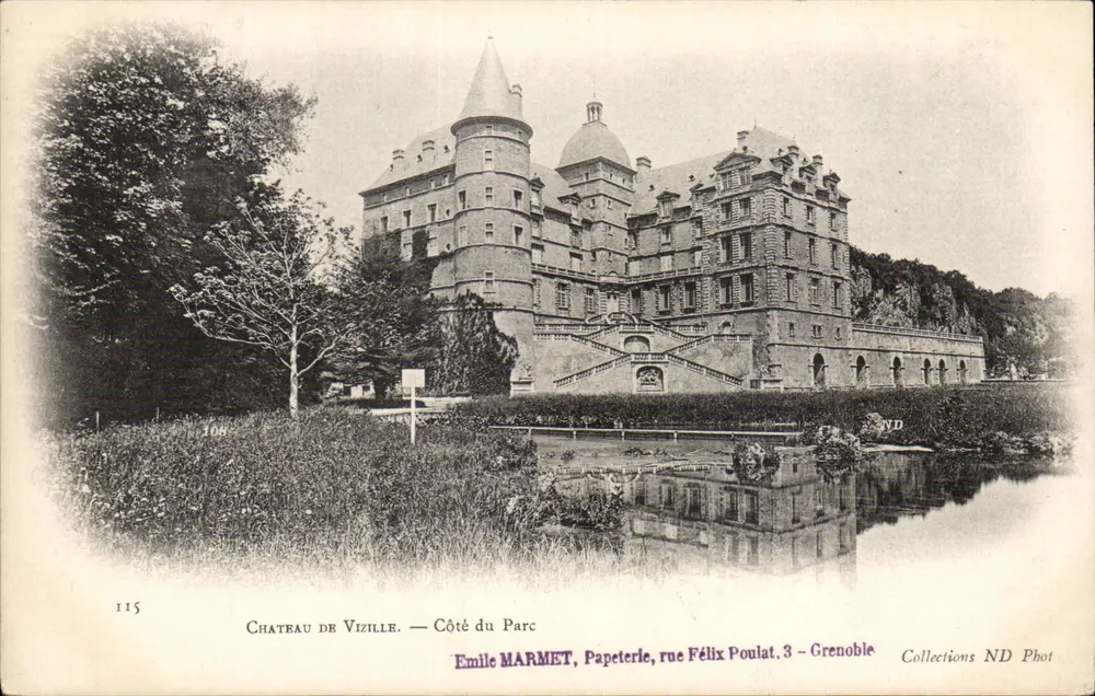 Castelo de Vizille — Lado do Parque — Émile MARMET, Papelaria, rua Félix Poulat, 3 - Grenoble - Frente